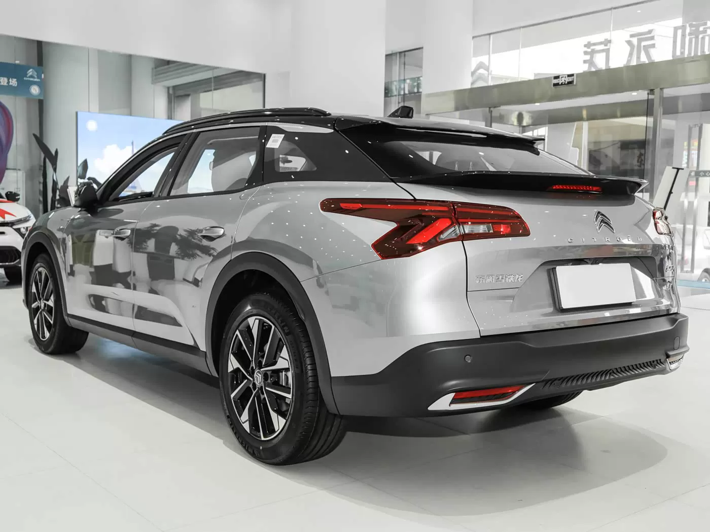 Dongfeng Citroen Versailles C5X Used Car for Sale - Silu Auto Export