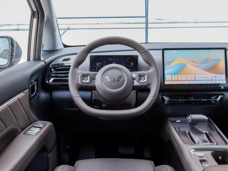 Wuling Starlight 730 2026 1.5T CVT Premium 7-Seat MPV for Family and Passenger Transport