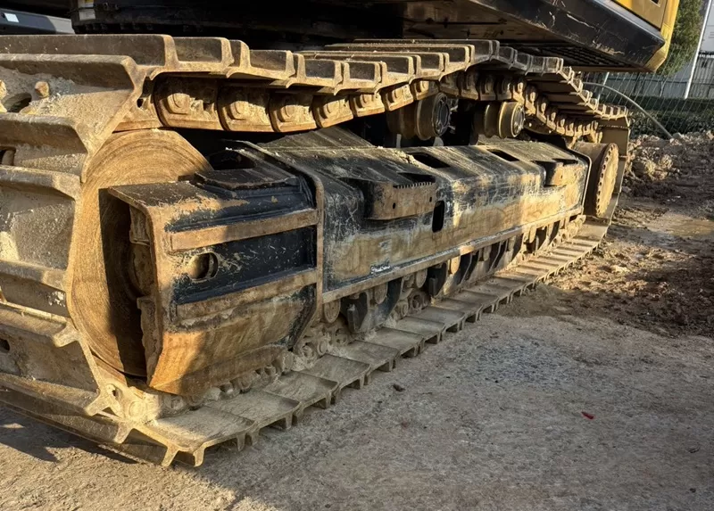 Affordable used Sany SY375H crawler excavator - perfectly meets construction needs